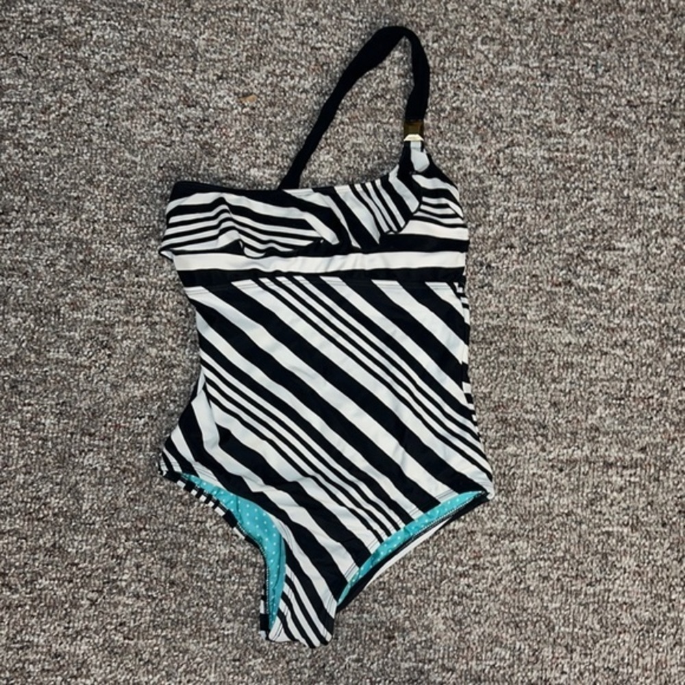 GUESS ? One piece striped swimsuit Med​